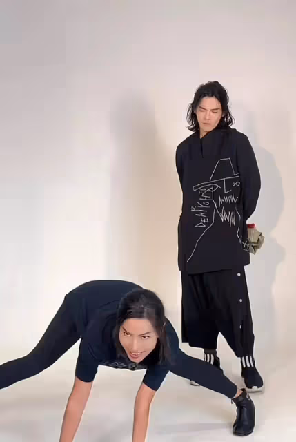 向佐真要走喜劇路線,大方和博主拍搞笑視頻調侃自己,獲網友好感