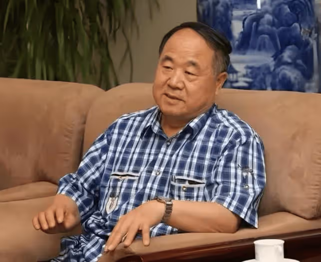 莫言:人啊,要記住,跟你翻過臉的人,不管是親戚還是朋友,都永遠回不到過去