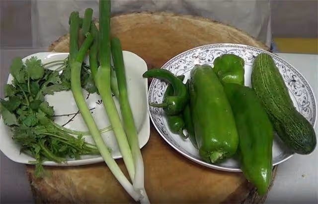 這道涼拌菜一定要收藏,東北特色老虎菜,鮮辣爽口,吃了就上癮