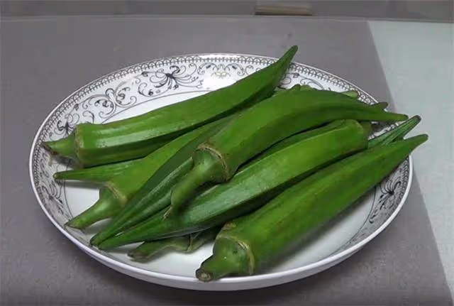 愛吃秋葵的一定要收藏了,脆嫩焦香,簡單一烤就搞定,好吃又營養