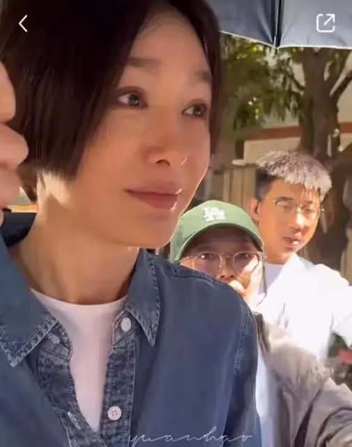 秦嵐最新短髮造型曝光,本人狀態超幹練,和之前變化很大