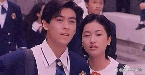 陳奕迅妻子分享與樊振東的合影,這條褲子真特別,小胖太討人喜歡