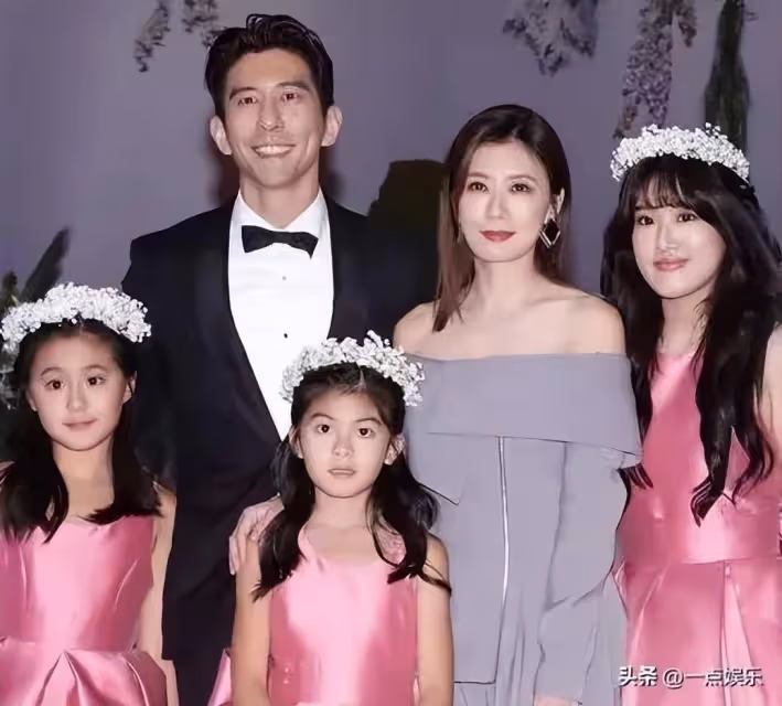 蕭敬騰大婚,去了好多明星,小S出盡風頭,大S夫婦好尷尬