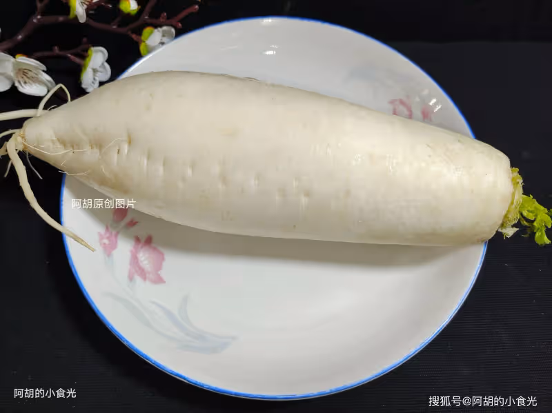 吃紅薯、南瓜不如吃它,花小錢吃好菜!葷素搭配燉一鍋,菜鮮肉嫩、滿口好味