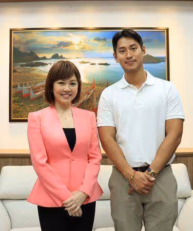 《黑白大廚》呂敬來185帥兒曝光!竟也是料理高手 曝爸參加節目掙扎