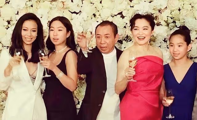 恭喜!林青霞繼女未婚懷第三胎,與外籍男友戀愛多年不結婚
