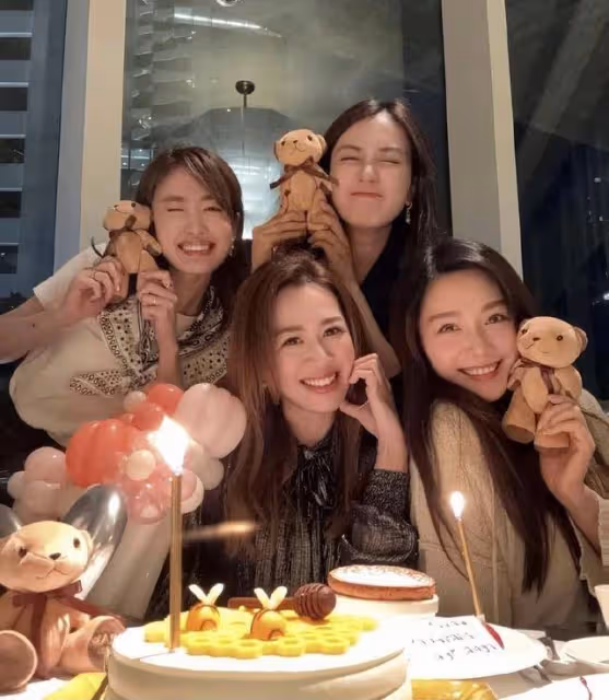TVB知名姐妹團合體為成員慶生!幾位人妻越來越美,壽星搶鏡