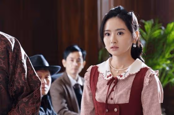 《巾幗梟雄4》將登場!兩大美女港姐搞三角戀!TVB男星自嘲矮仔