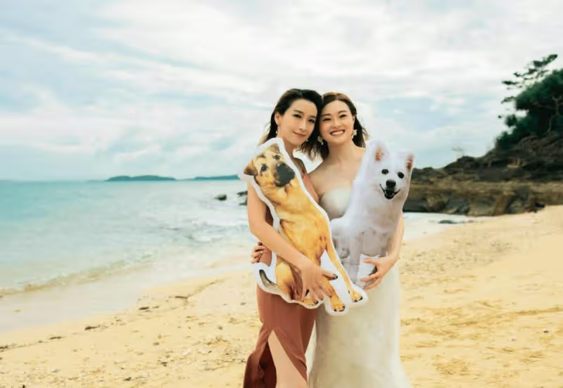 TVB花旦主播妹妹日本辦婚禮!大曬姐妹花性感照!激動:姐姐祝你幸福