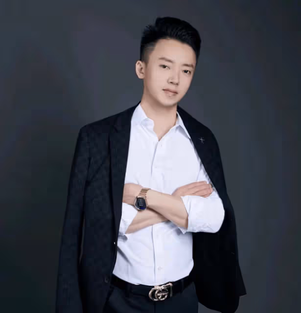 雲南阿奎之後,網紅「佳樂」腦出血去世,年僅38歲,長得很帥氣