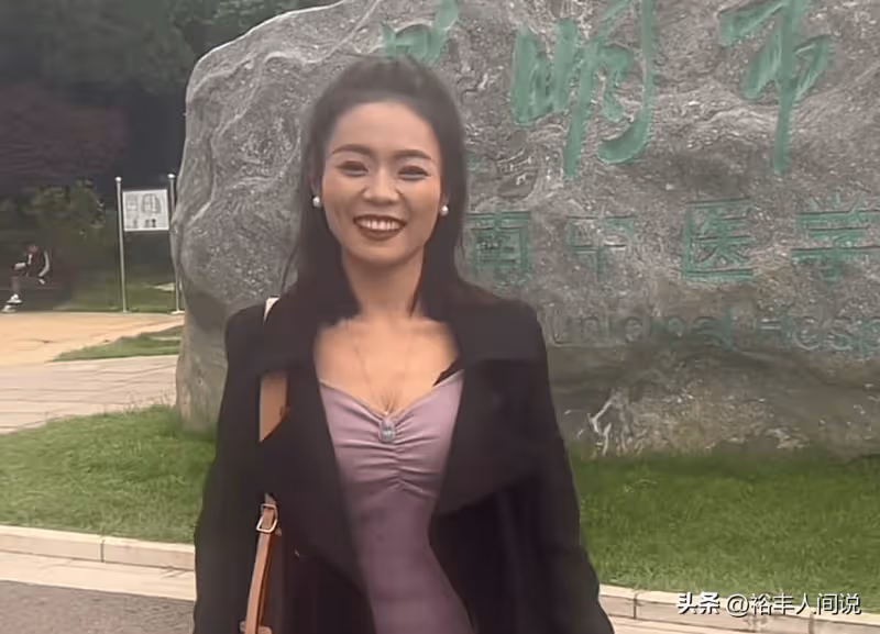 30歲抗癌網紅「寸丫頭」去世,一年瘦到骷髏樣,臨終溫柔撫摸兒子