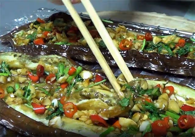 茄子這樣做才好吃,一個烤箱全搞定,鮮香辣爽,蒜香四溢,真過癮