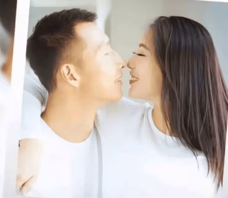 曝易建聯嫖娼!私密照和聊天記錄曝光,女方19歲,大量美照流出