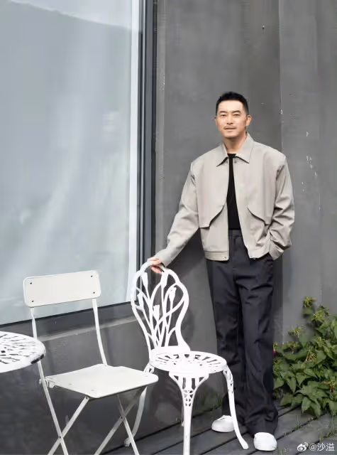 賈玲減肥後勁真大!46歲沙溢瘦身,大變樣,還能認出嗎?