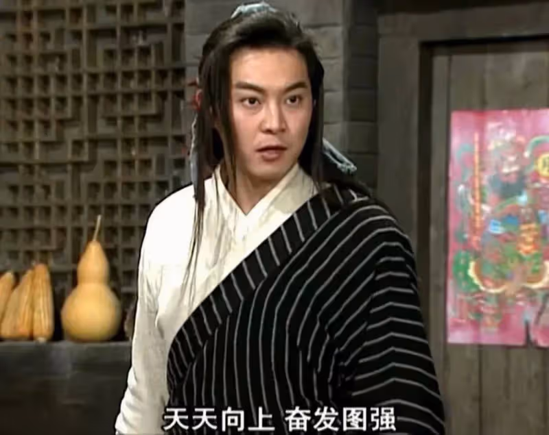 網友偶遇沙溢,本人減肥成功身材暴瘦,眼窩凹陷網友喊話減肥過度