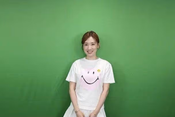 TVB實力小花現身節目,上月日本大婚,自曝與老公兩年後造人