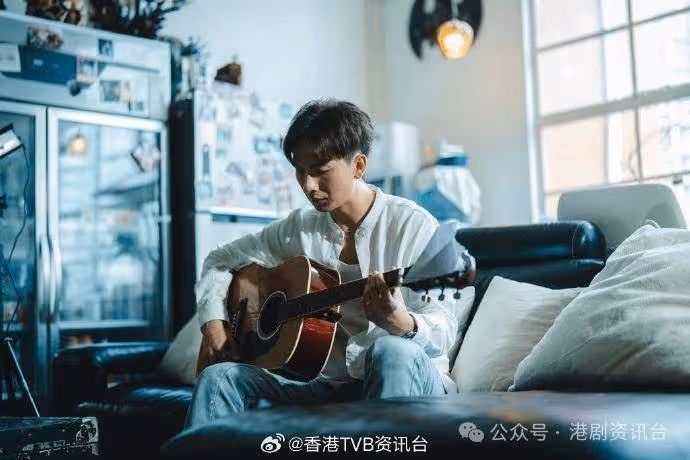 周吉佩新歌《第三人生》邀重量級演員參與拍攝!獲袁富華讚有演戲潛質:好快上手!