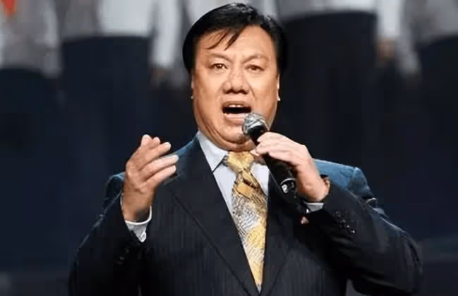 劉斌:國家一級演員,唱《當兵的人》出圈,和初戀相愛一生