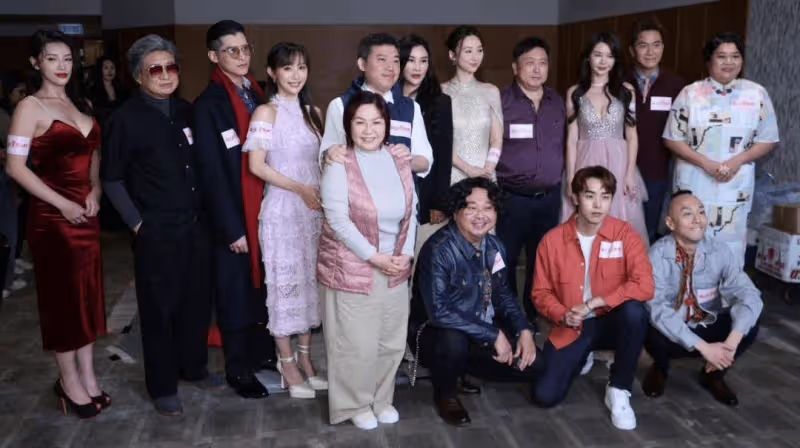 TVB花旦高海寧穿貼身長裙大顯身材！馬國明首次演她男友，大讚：是男人都心裡美滋滋