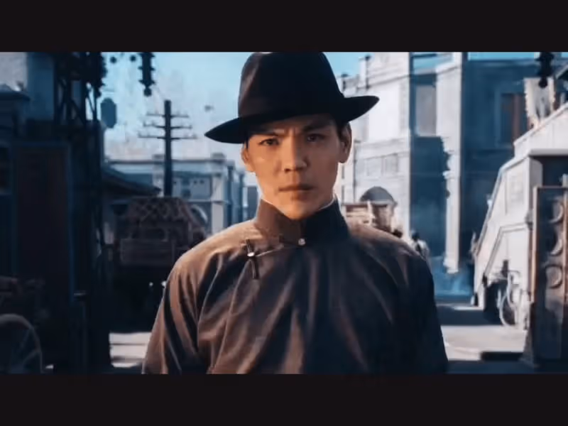 向佐爆紅,多名粉絲接機瘋狂示愛不知所措,面對全民嘲諷風評轉向