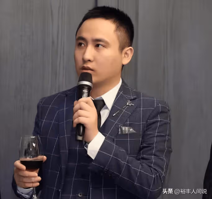 突發!千萬級網紅「散打哥」被封號,已確定轉平台,知情人曝原因
