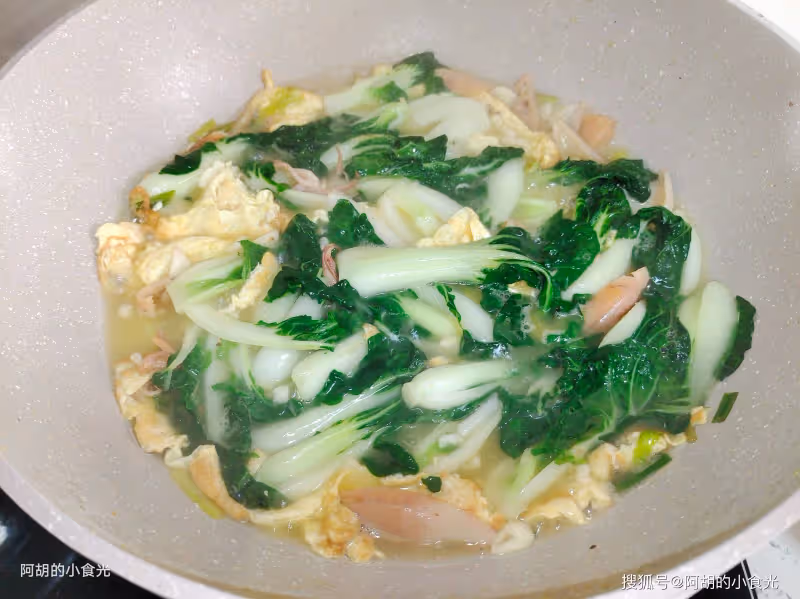 秋天就該多吃此一菜,竟也是秋菜一寶!簡簡單單燒一盤,鮮嫩滿口、有滋有味