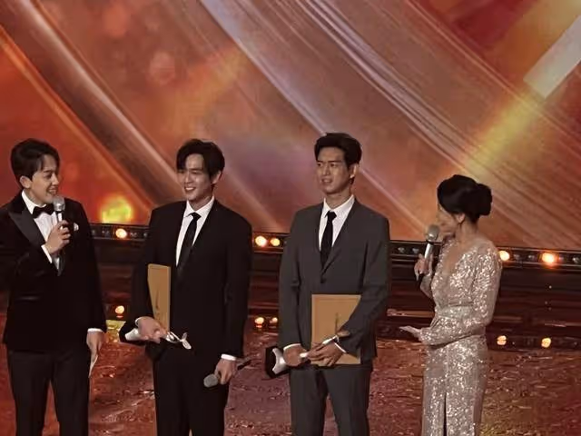 李現說演員應該是橡皮泥!張若昀想演王景春所有角色
