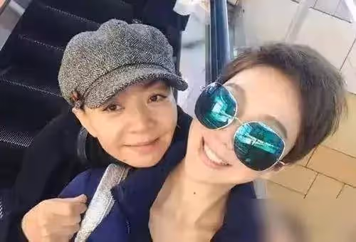 38歲姜妍生圖依舊耐看，近照黑眼圈超明顯很真實，女人味十足