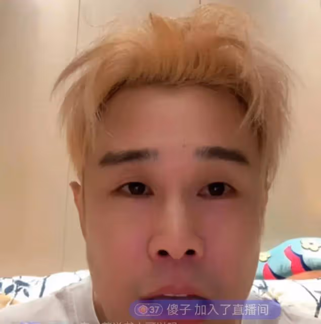小瀋陽染一頭黃髮顏值大漲,透露下一步工作安排,將錄喜劇發新歌