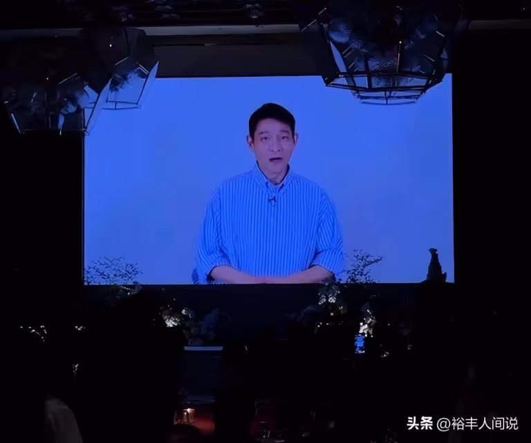 湯鎮業大女兒出嫁眾星雲集!劉嘉玲苗僑偉親密合影,劉德華送祝福