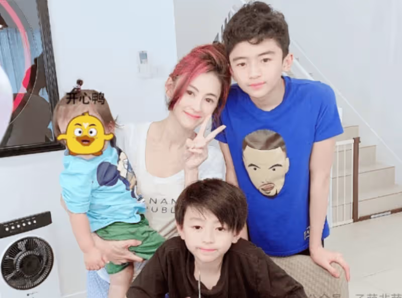 瞞不住了!張柏芝帶三胎兒子做親子鑑定,生父竟然真與謝霆鋒有關?