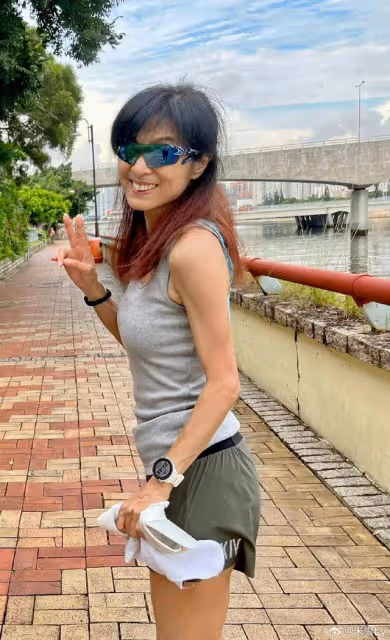 知名港女星真實狀態曝光!被指過於消瘦,面部無血色引人擔憂