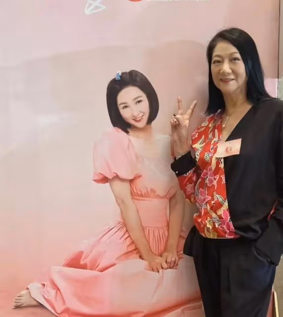 TVB老戲骨蘇恩磁出道就是女主角,最後卻淪為「跑龍套」,自認已適應主角變閒角