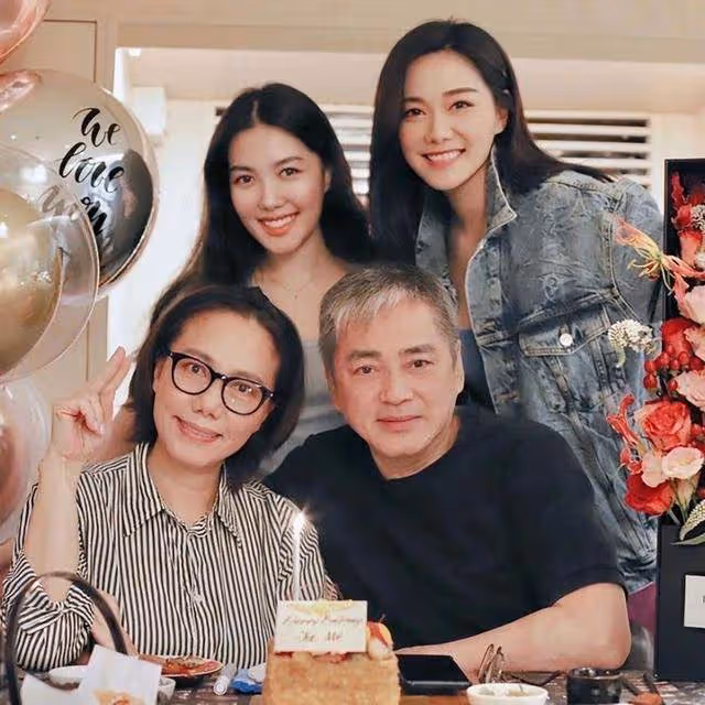 知名港星湯鎮業嫁女!女婿長相帥氣似歐巴,多位大牌藝人現身婚宴