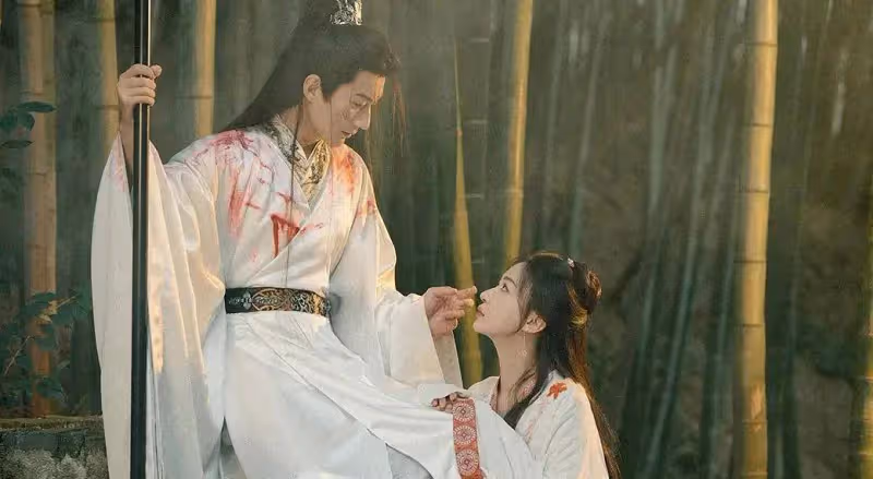 《春花焰》大結局:殷落梅中催情香後愛上太子,眉林墨脈毒發離世