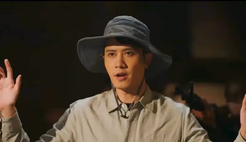 王楚然不愧是劉亦菲接班人,穿黑裙高貴仙氣,身材珠圓玉潤太美了