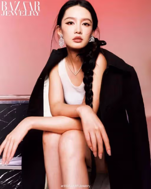 李沁靚麗寫真美爆了!不是豐乳肥臀也能有性感魅力