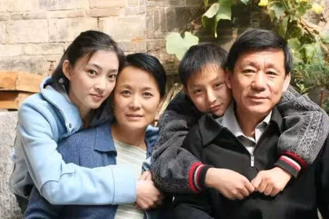 17年前海岩最後佳作捧紅王麗坤!李倩王媛可張儷美爆了