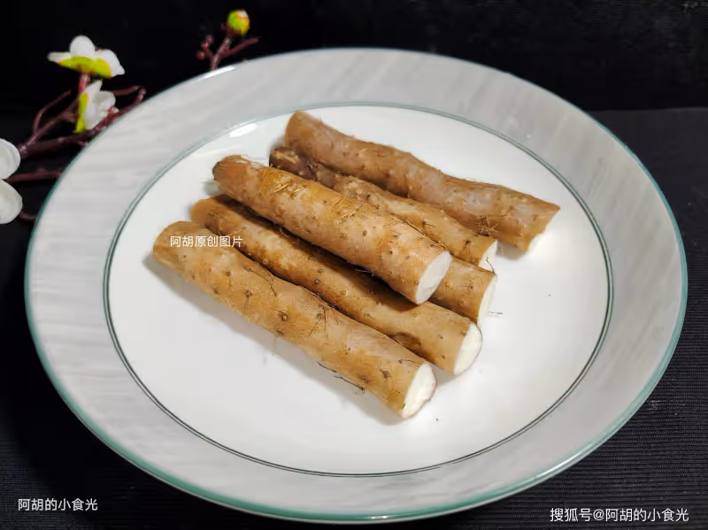 天冷別忘記吃一菜,真正的秋季第一補!一葷一素搭配燜一鍋,香飄滿屋、特解饞