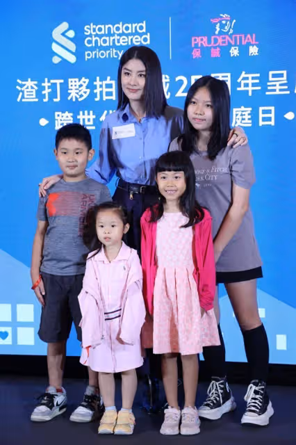 陳慧琳常喚兒子斟茶遞水被問是否有公主病!留好寶石給兩兒子娶妻