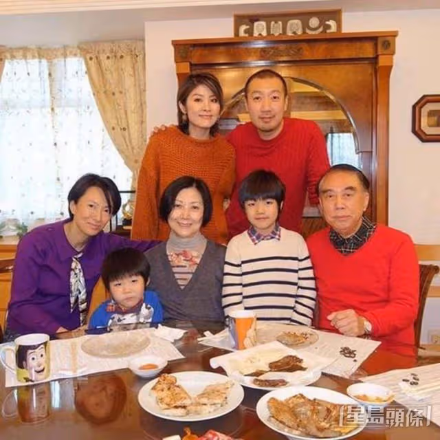 陳慧琳常喚兒子斟茶遞水被問是否有公主病!留好寶石給兩兒子娶妻