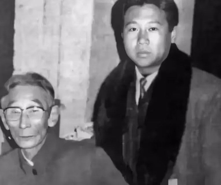 郭德綱當選文促會副主席,和姜昆的恩怨更深,一路走來非常不容易