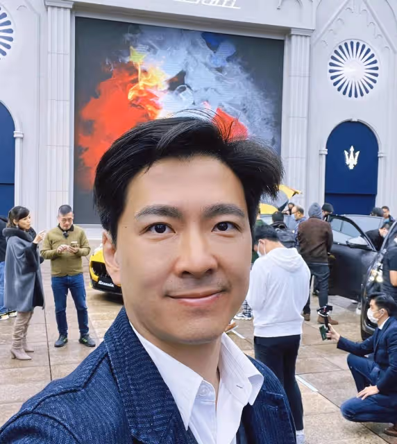 林志穎慶祝50大壽!親弟弟劍眉星目書卷氣驚艷,帥氣值更勝一籌