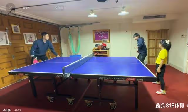 冒個泡!養傷孫穎莎做客王楠北京豪宅,教王楠女兒笑笑打球一臉溫柔