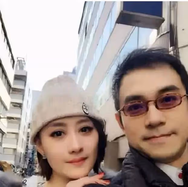 「最美瓊瑤女郎」,事業平平,嫁百億富豪做丁克,50歲的她卻活成人生贏家