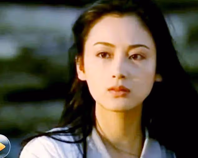 「悍妻」上位,手撕瓊瑤、擠走倪萍、搞定陳凱歌,自信狠辣的她還好嗎