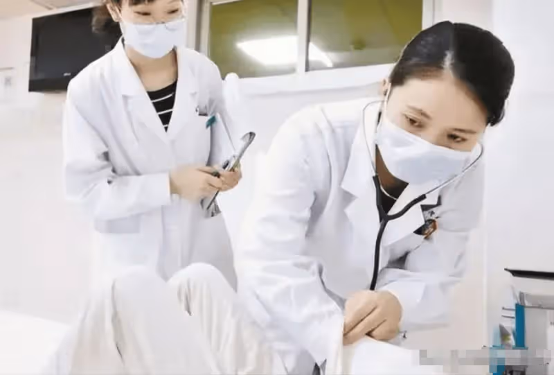捐精時女護士會親自幫忙？別被騙了！親歷者告訴你背後的可怕真相