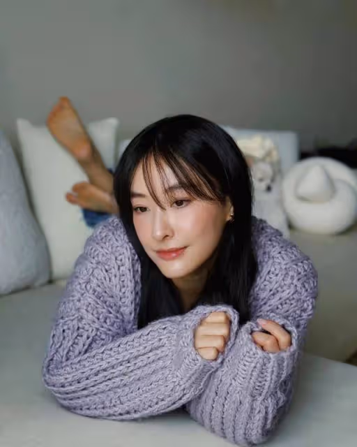 TVB力捧小花獲圈中好友慶生,幾人因戲結緣,壽星女神味十足