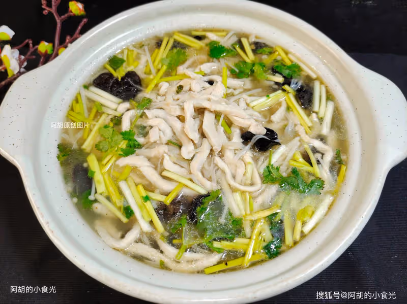 這湯比雞湯魚湯強,天冷每天都能來一碗!沒胃口是不存在的,還特暖人