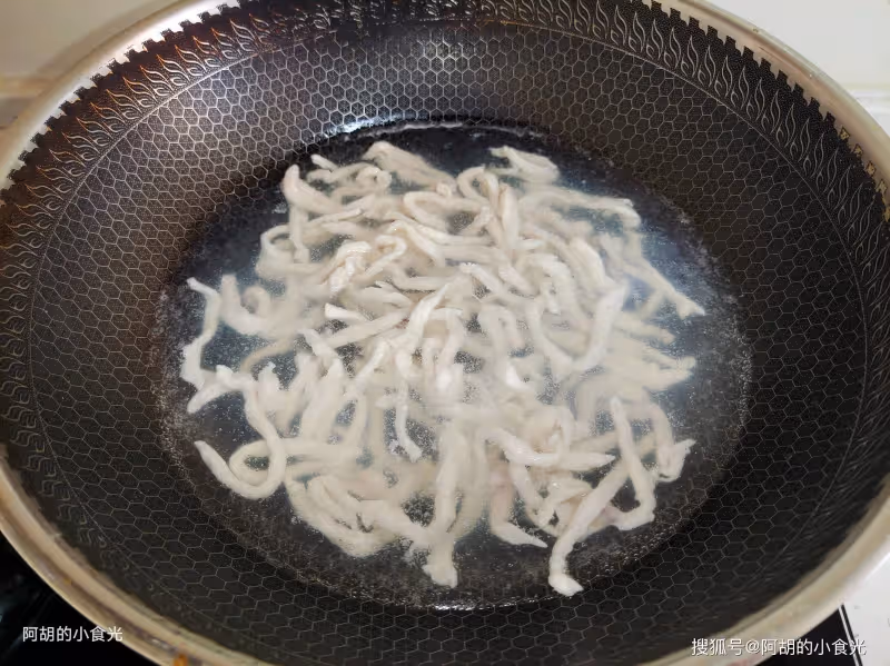 這湯比雞湯魚湯強,天冷每天都能來一碗!沒胃口是不存在的,還特暖人